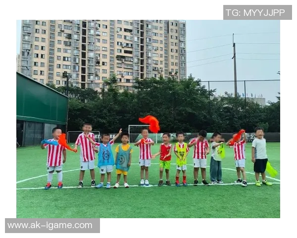 少儿几岁开始学习足球最合适如何选择合适的训练方式和时间